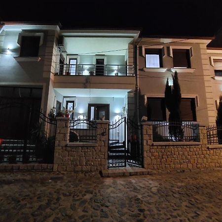 Guesthouse Kocibelli Korce Exterior foto